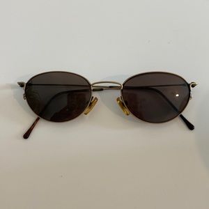 NWOT Guess metal frame oval sunglasses